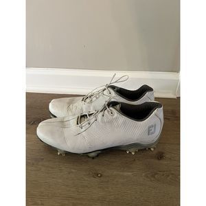Footjoy Dryjoys DNA Helix White Leather Golf Shoes Size Men's Size 9.5 M 53401